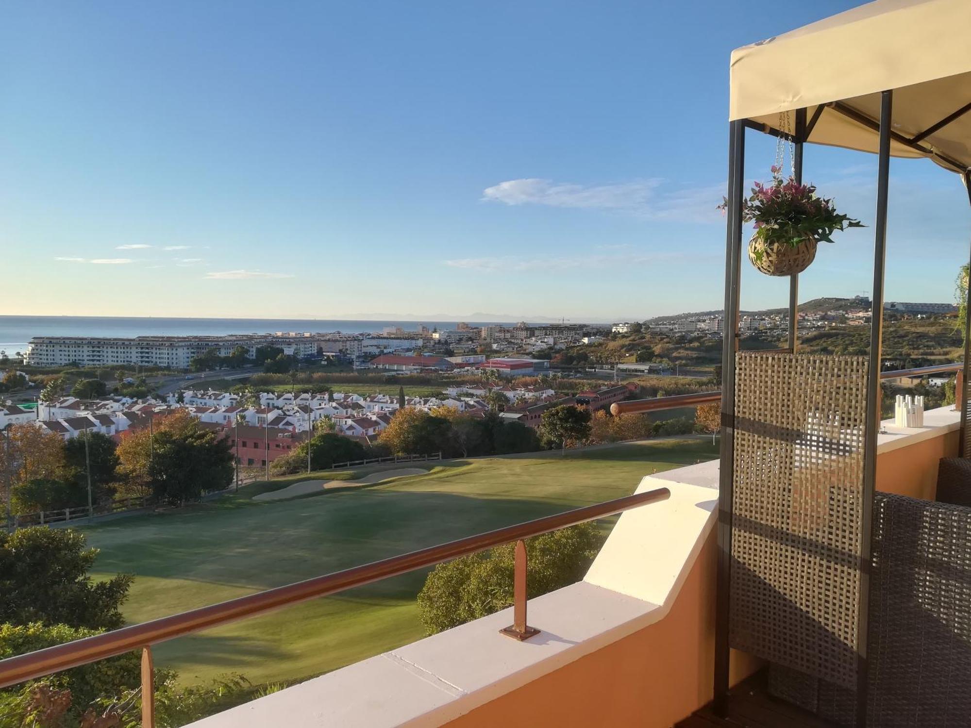 Penthouse Apartment Casares Bagian luar foto
