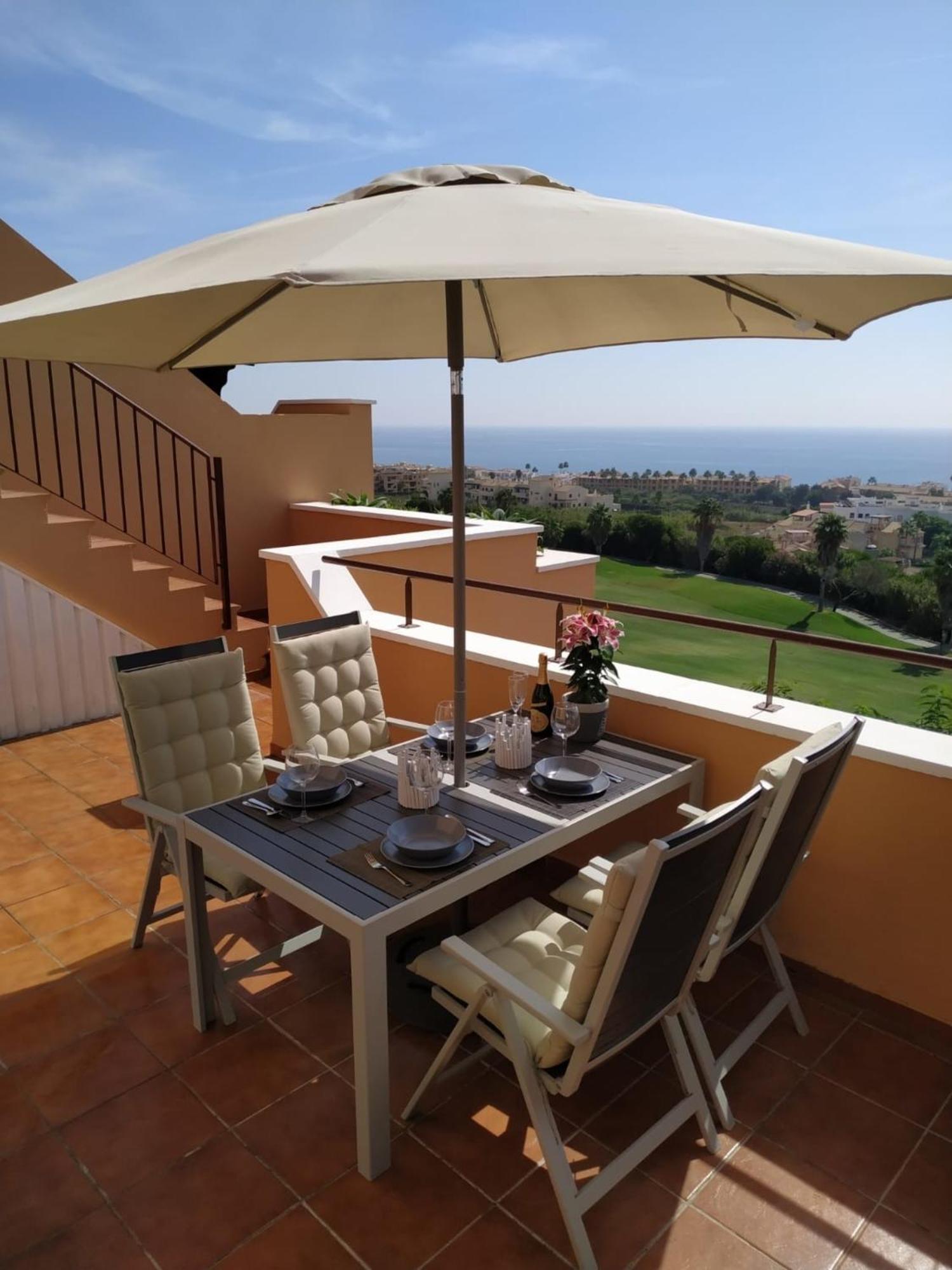 Penthouse Apartment Casares Bagian luar foto
