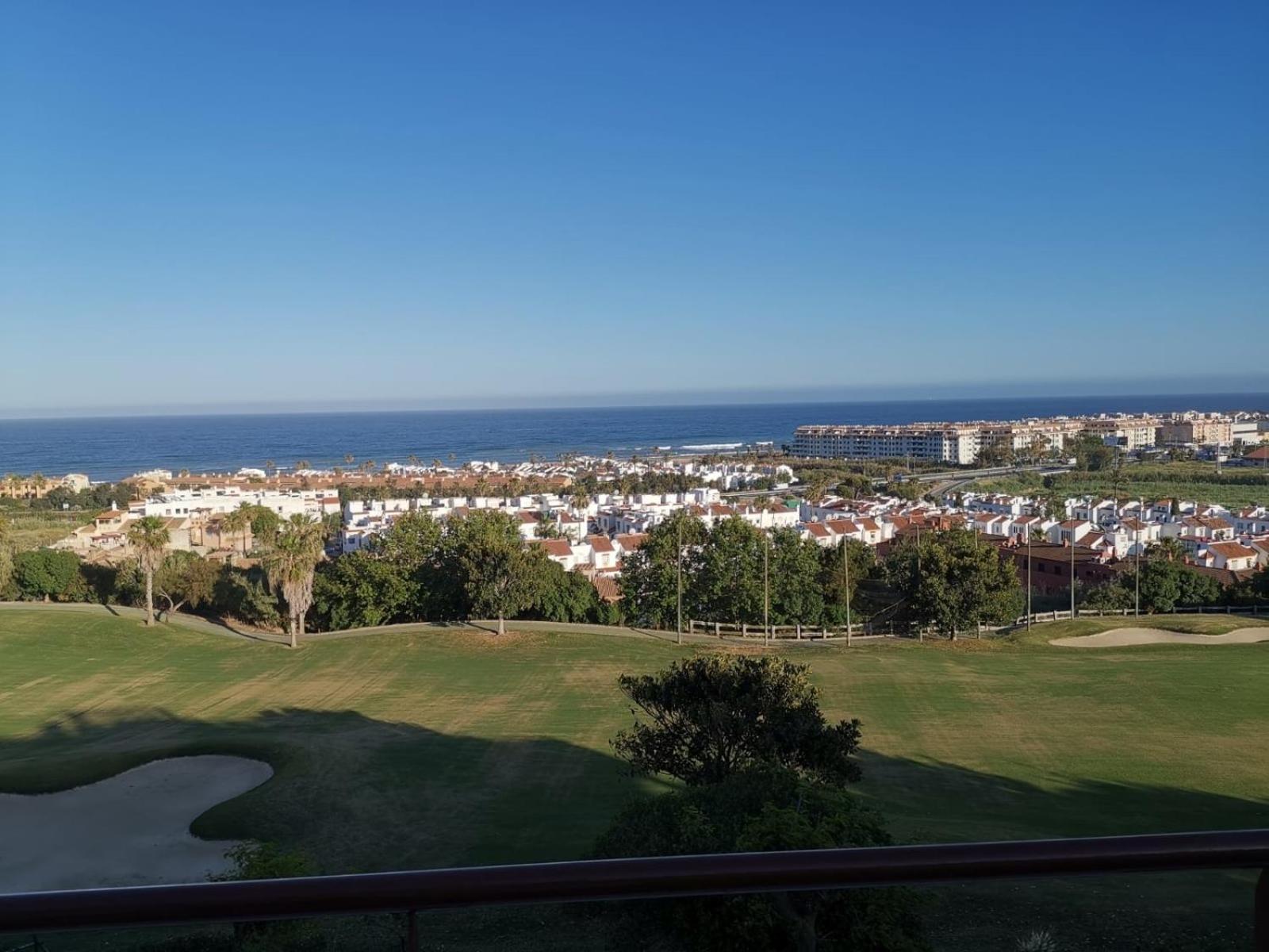 Penthouse Apartment Casares Bagian luar foto
